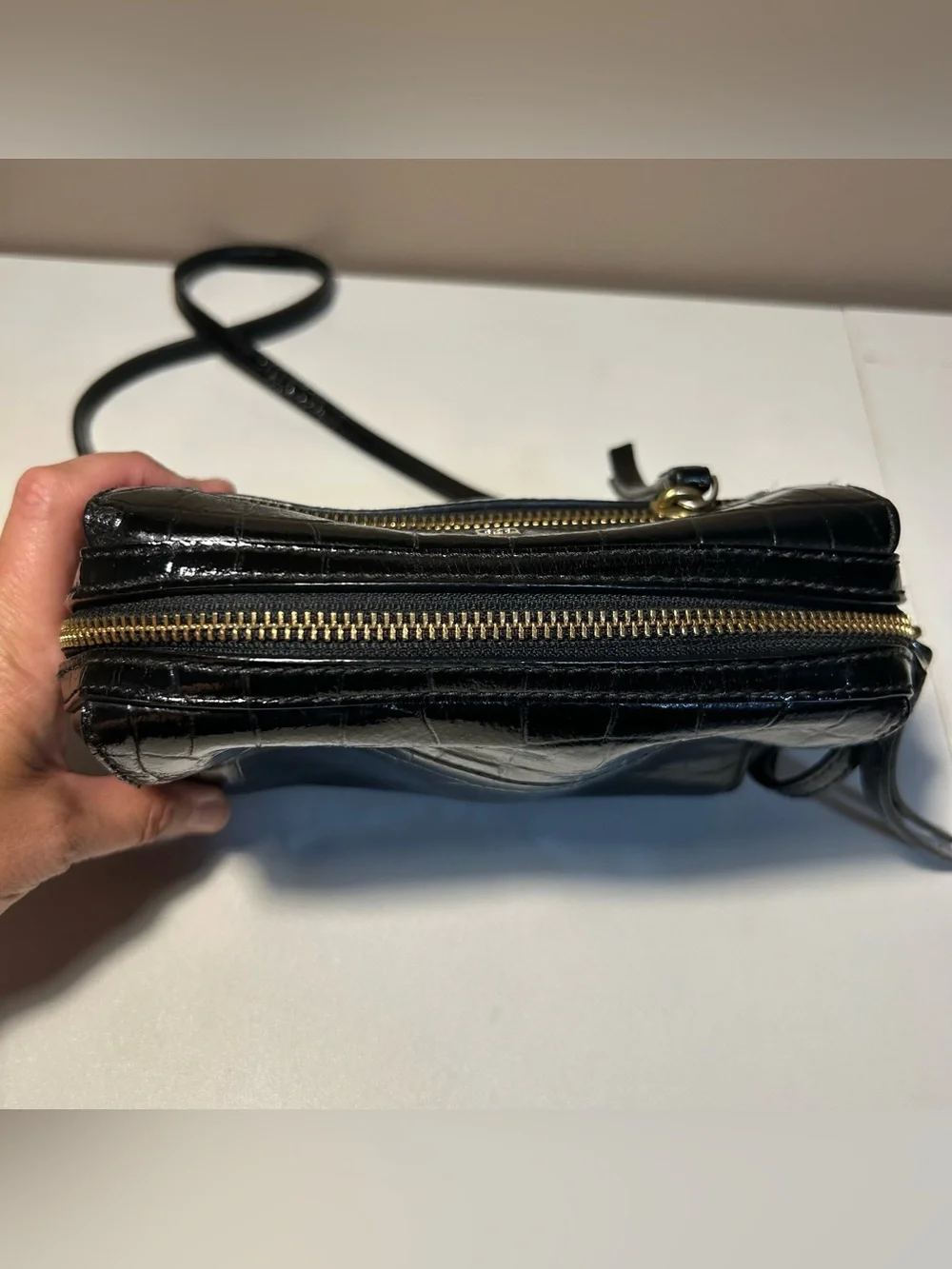 kate spade Black Croc-Embossed Crossbody Camera Bag Shoulder bag